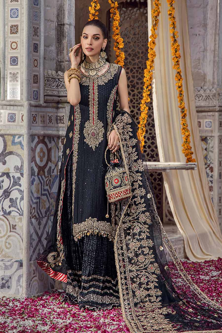 BLACK/GOLD 3PC SHARARA-DELIVERY 3/4 WKS