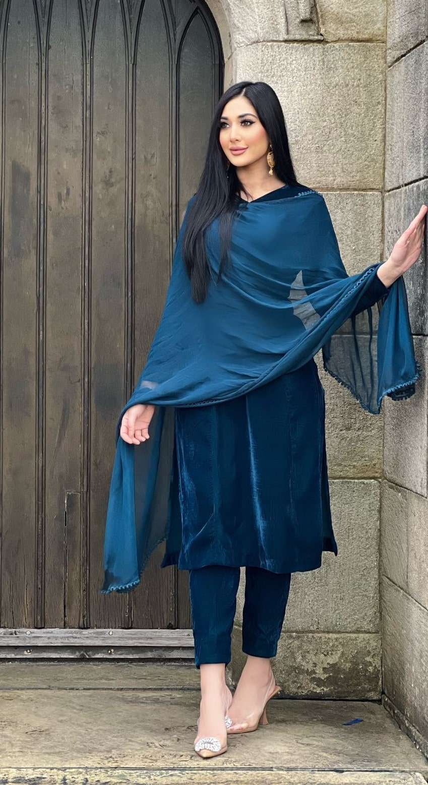 izzza 3pc teal velvet- DELIVERY 3/4 WEEKS