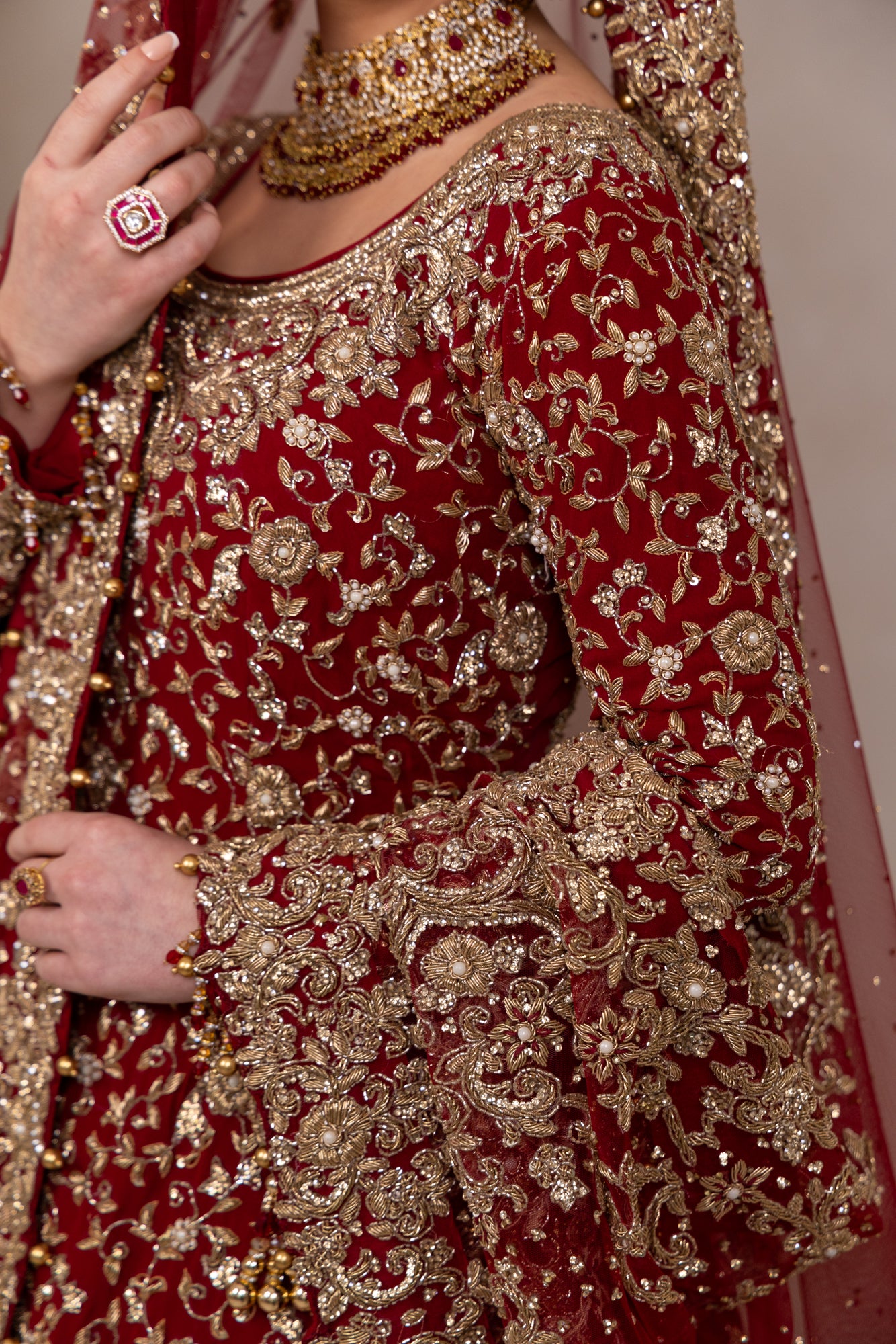 MAROON FARSHI LENGAH - DELIVERY 2/3 MONTHS