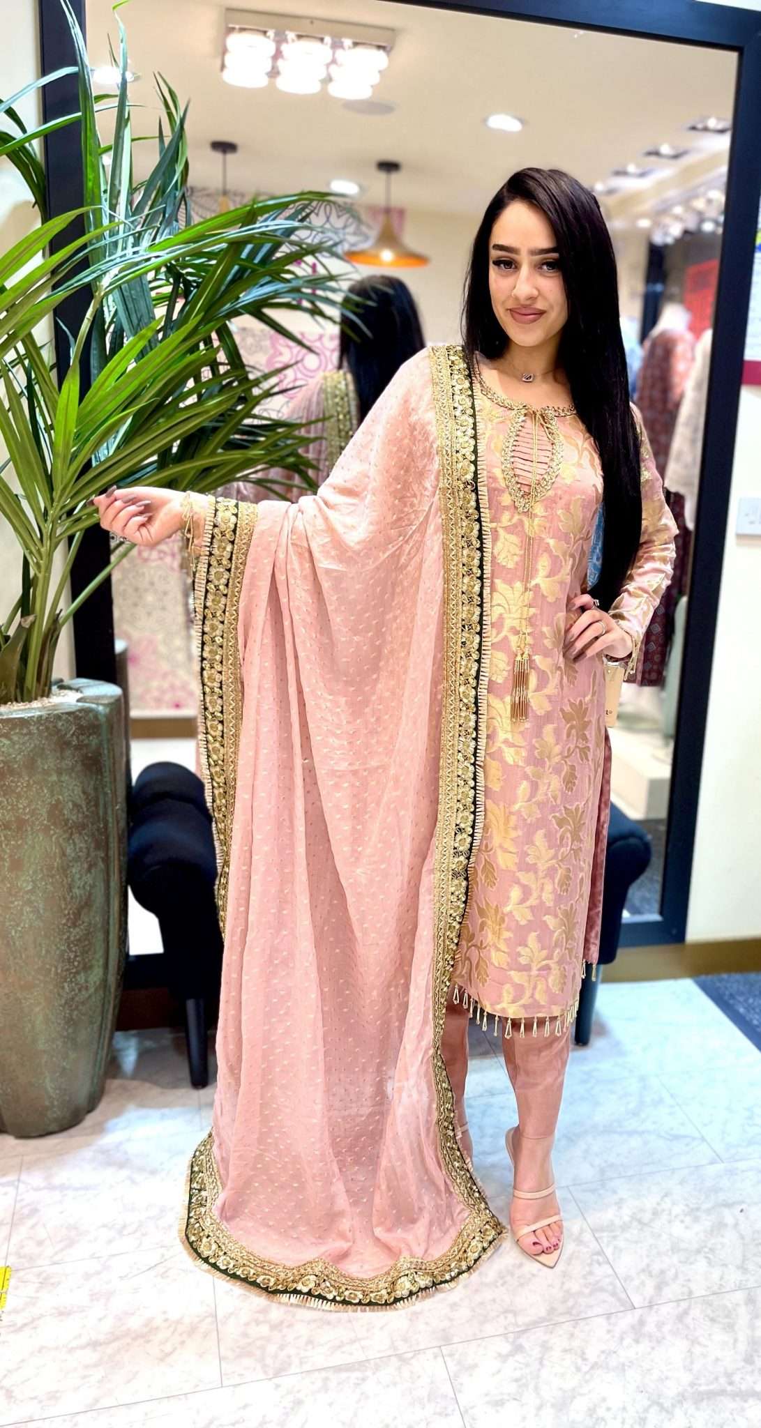 izzza 3pc chiffon banarsi-immediate delivery