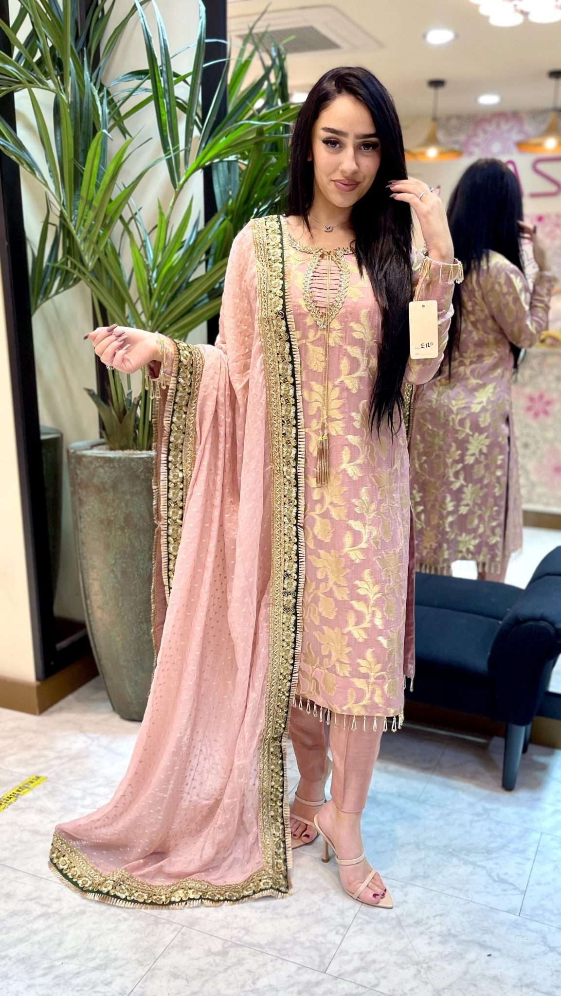 izzza 3pc chiffon banarsi-immediate delivery