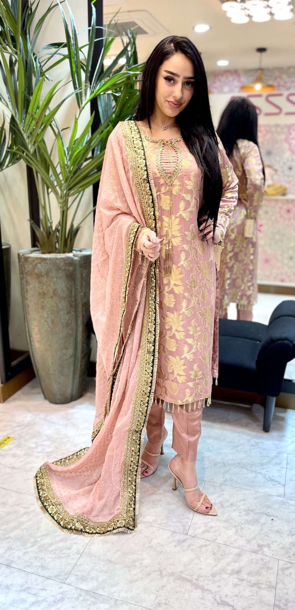 izzza 3pc chiffon banarsi-immediate delivery