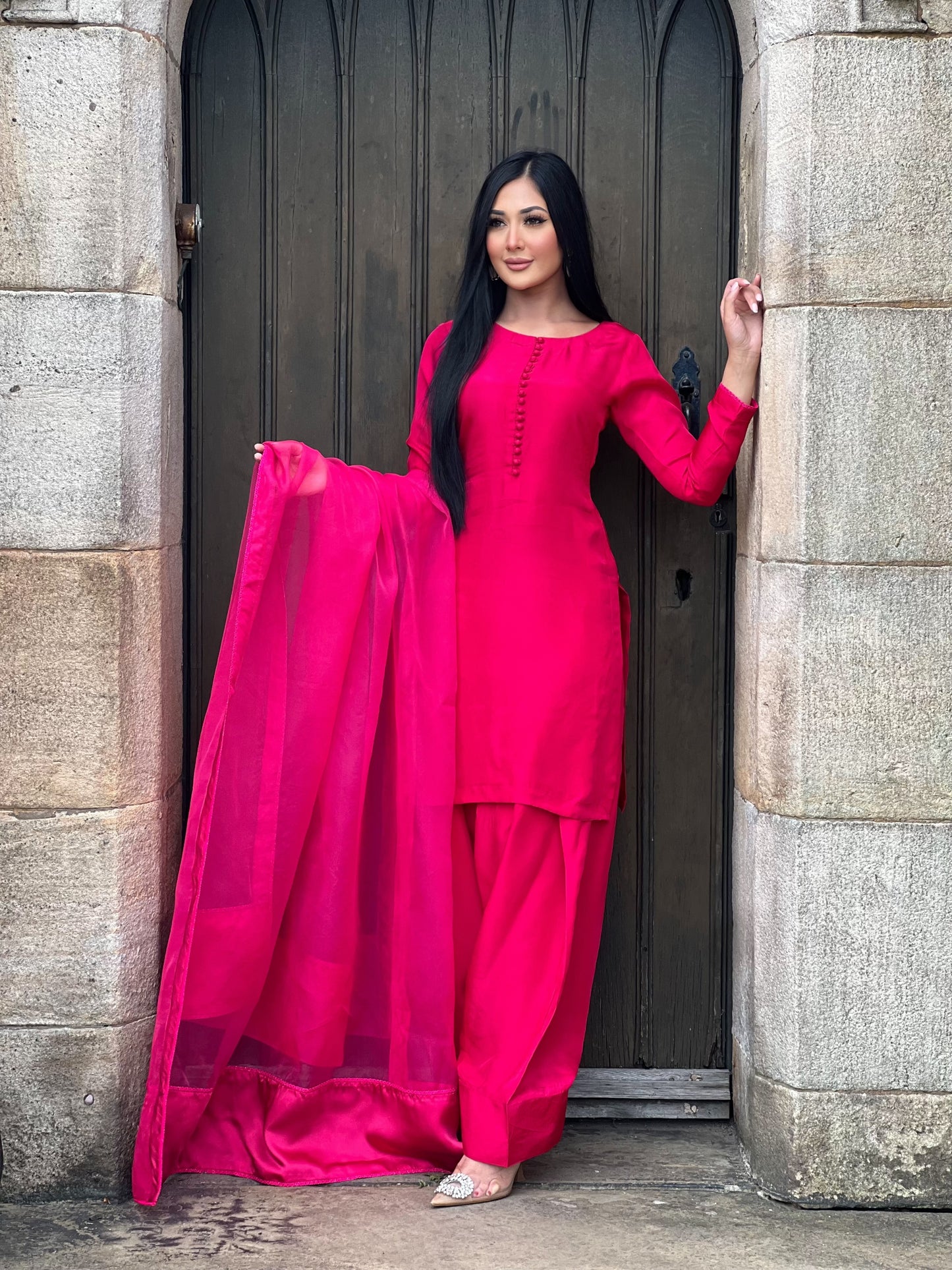 HOT PINK 3PC FARSHI-PRE ORDER 6 WEEKS DELIVERY