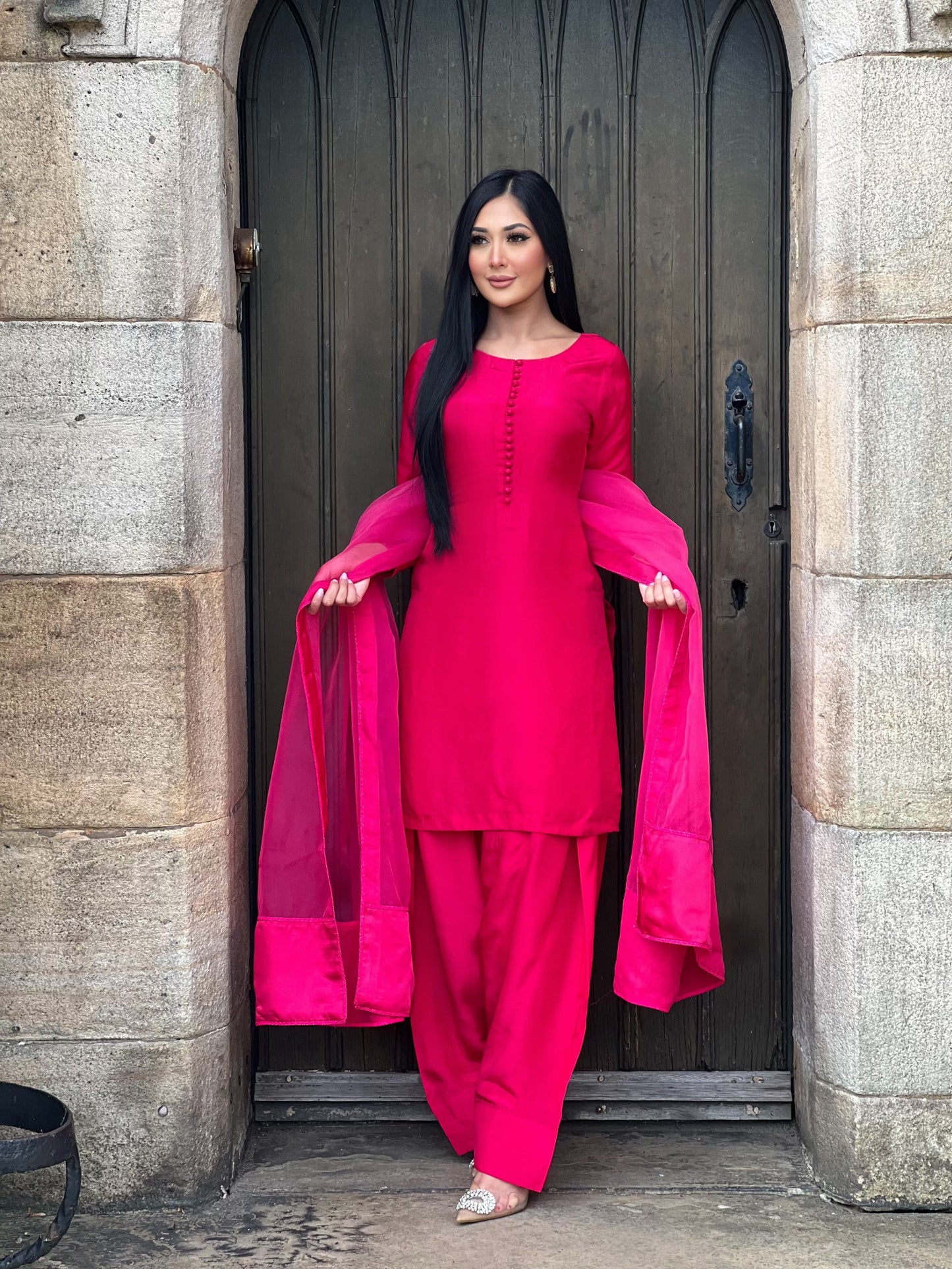 HOT PINK 3PC FARSHI-PRE ORDER 6 WEEKS DELIVERY