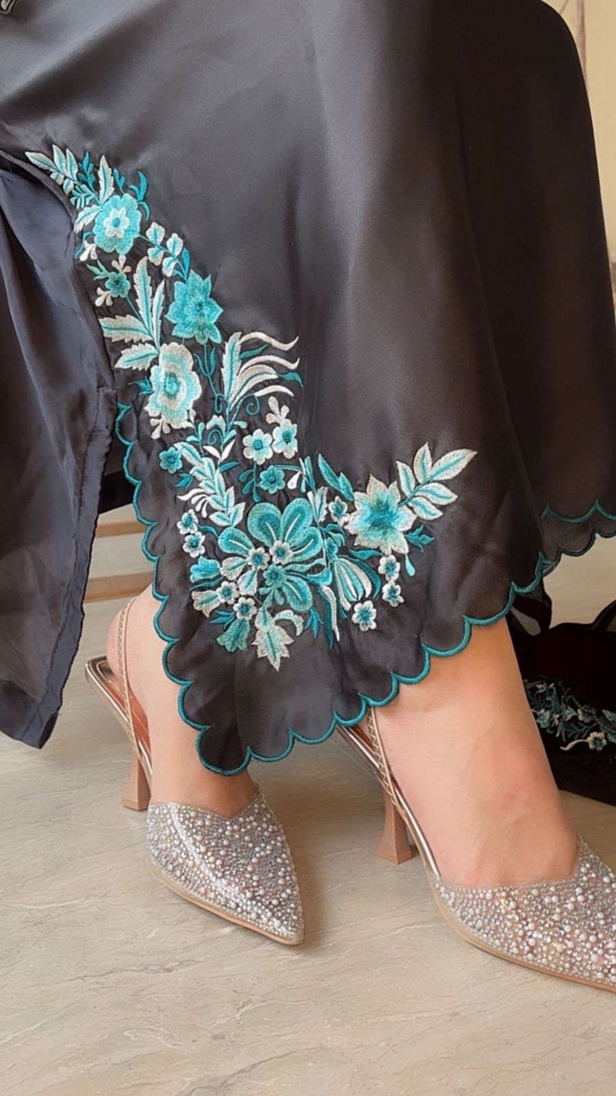 EMBROIDERED 3PC KAFTAN BLACK - NEXT DAY DELIVERY OPTION