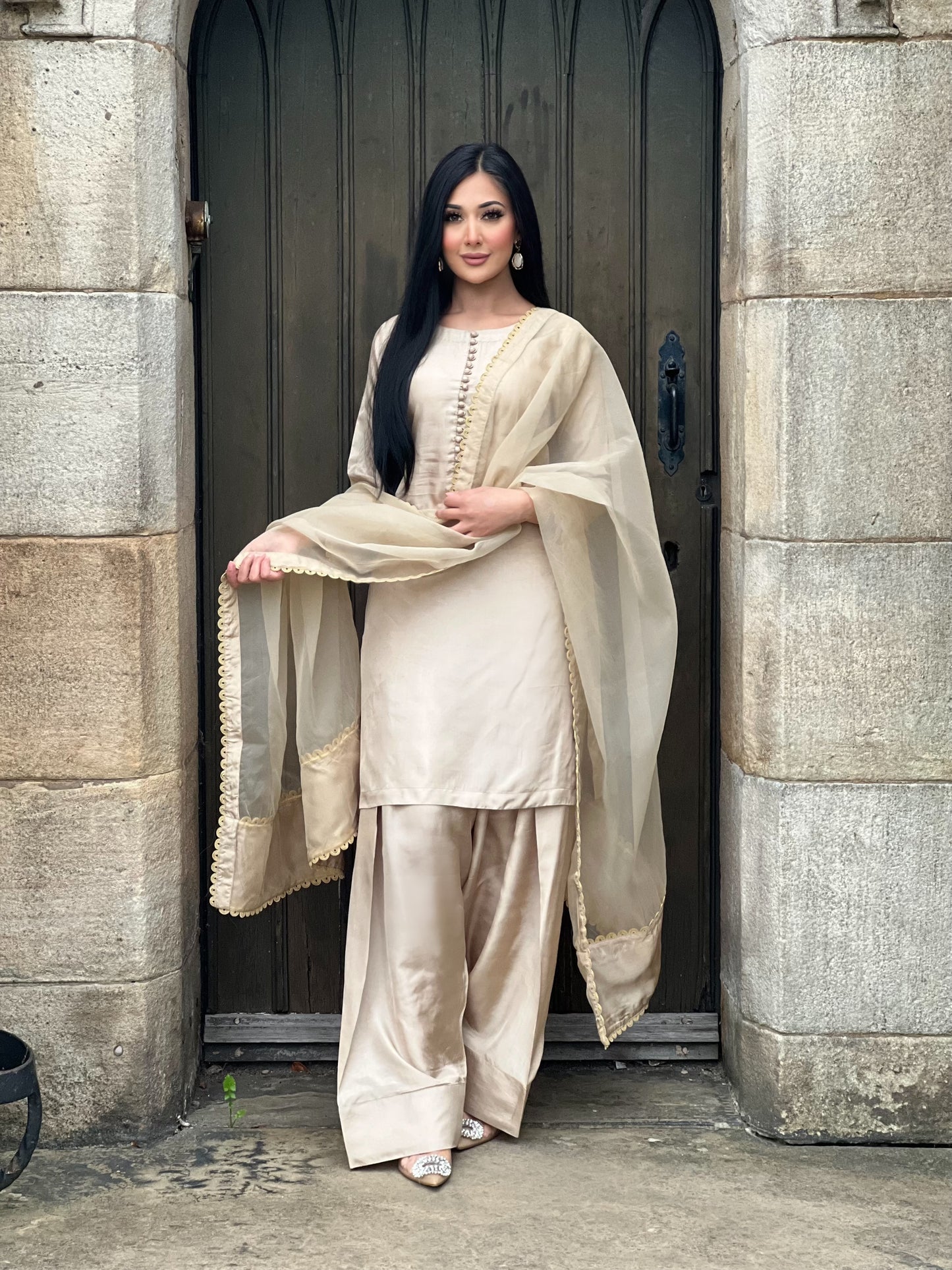 CHAMPAGNE 3PC FARSHI-PRE ORDER DELIVERY 3 WEEKS