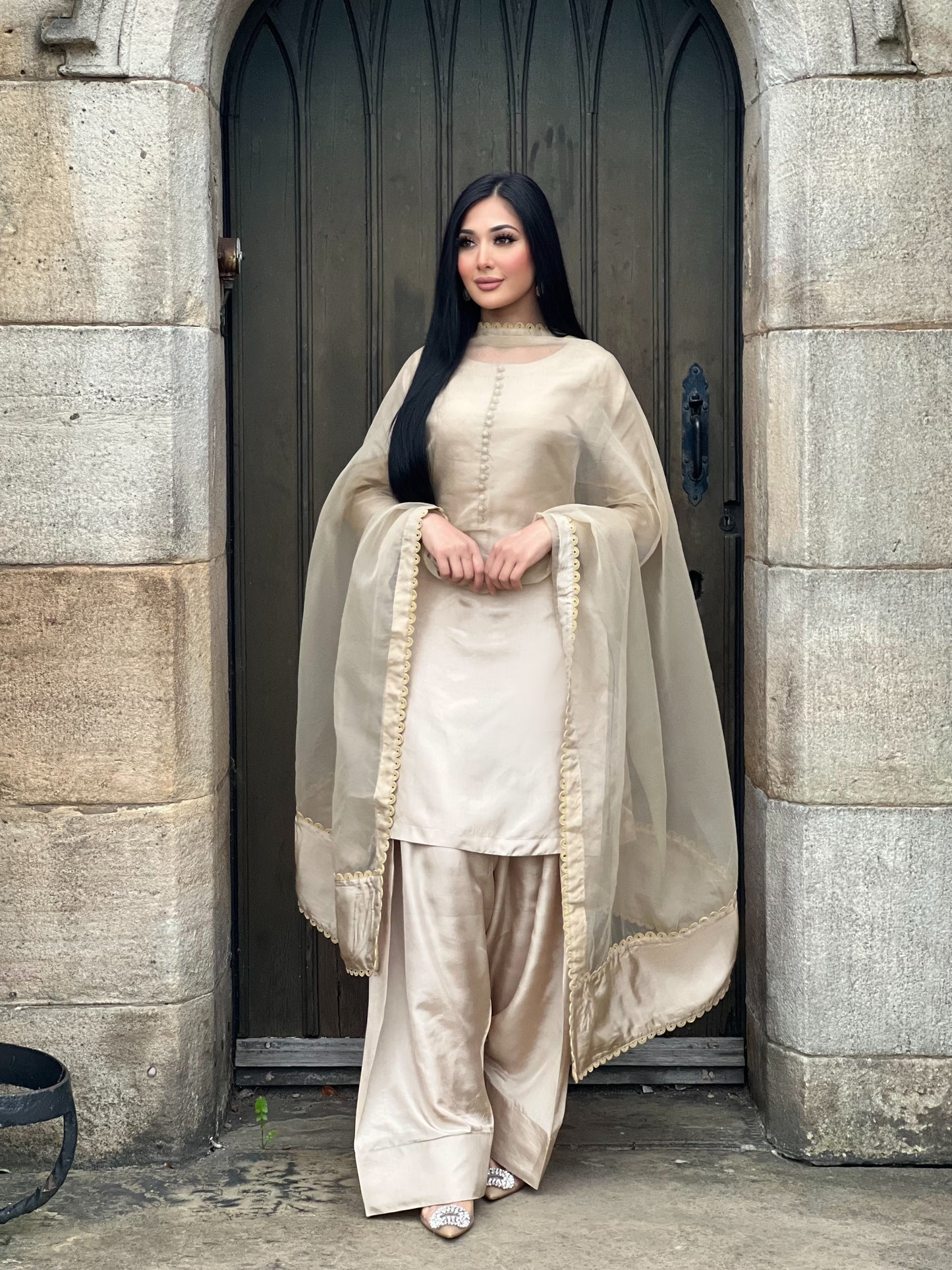 CHAMPAGNE 3PC FARSHI-PRE ORDER DELIVERY 3 WEEKS