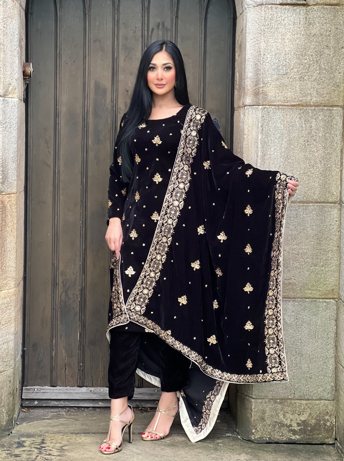 EMBROIDERED 3PC BLACK VELVET-IMMEDIATE DELIVERY