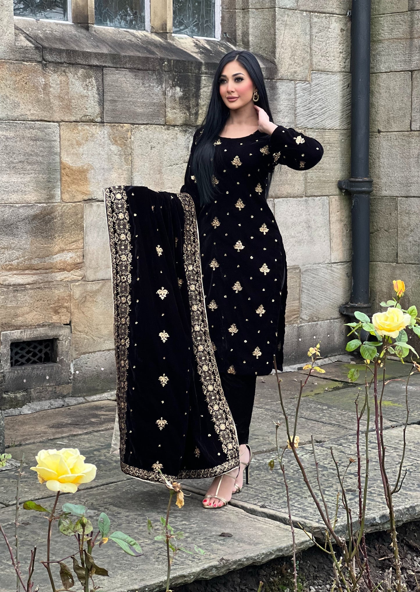 EMBROIDERED 3PC BLACK VELVET-IMMEDIATE DELIVERY