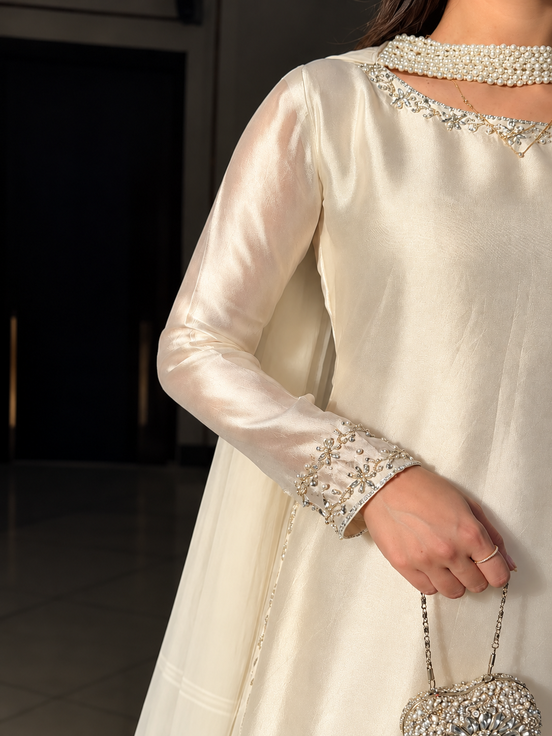 SHARARA PURE SILK WHITE 3PC-DELIVERY 4/6 WEEKS