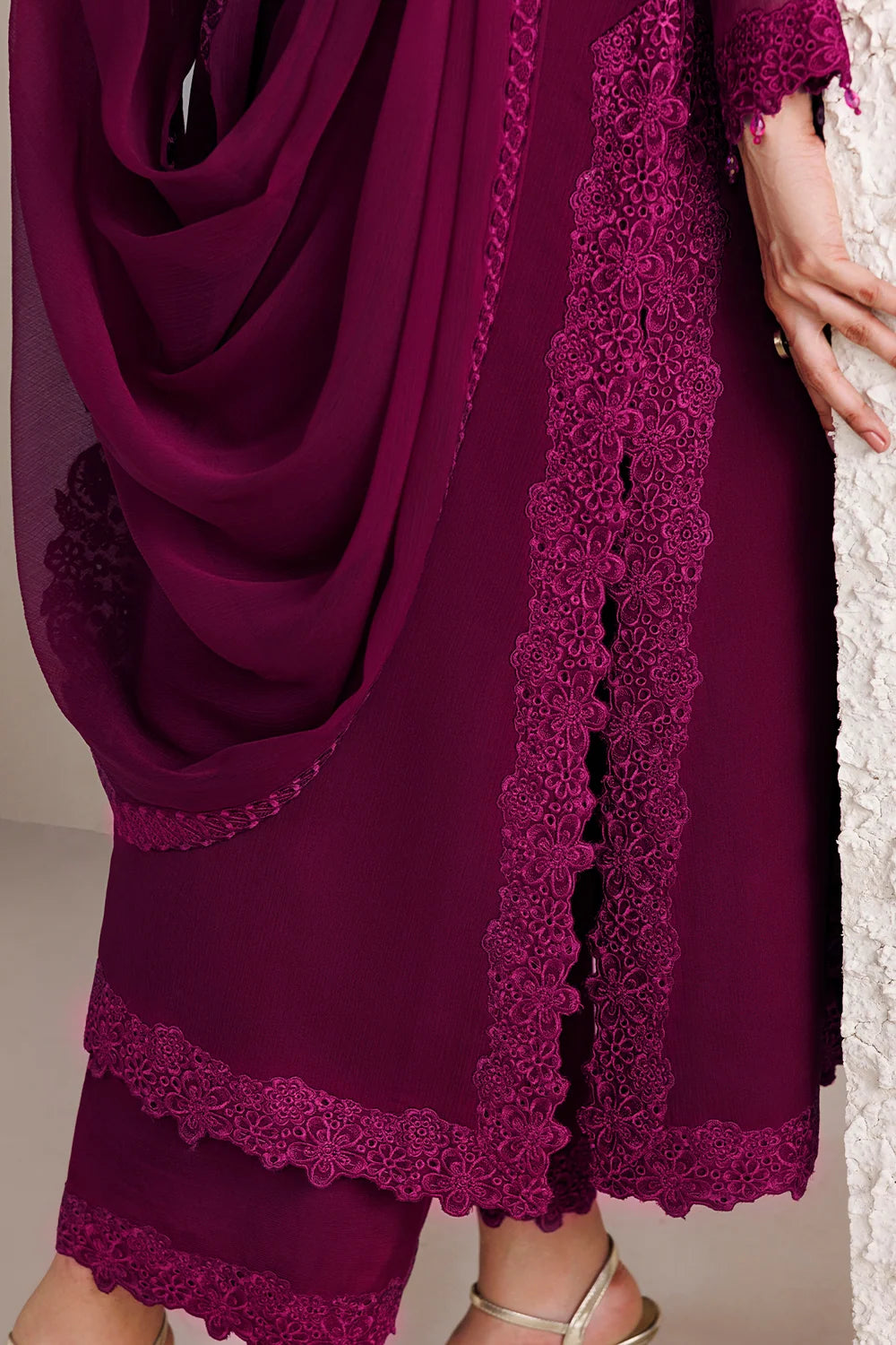 LONG KAMEEZ/PLAZO 3PC CHIFFON-DELIVERY 3/4 WEEKS