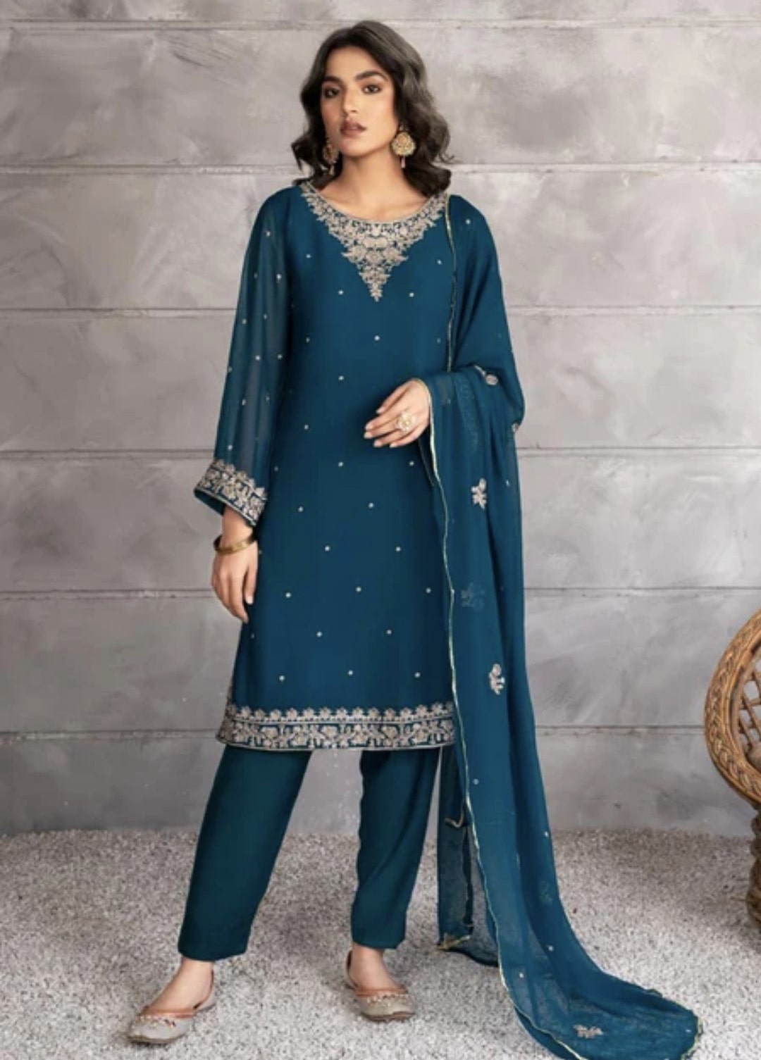 Agha Jaan 3pc-immediate delivery
