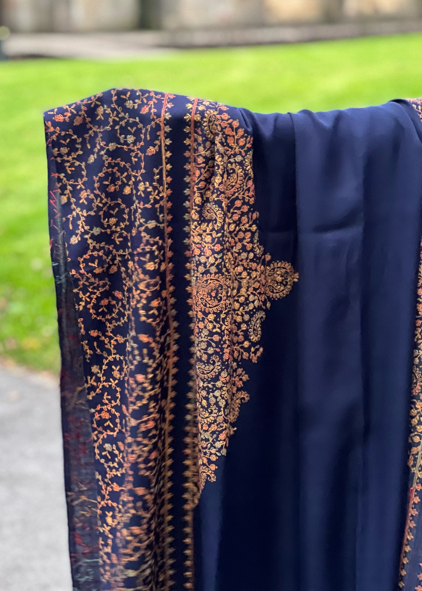 NAVY 3PC PASHMINA - DELIVERY APPROX 2 WEEKS