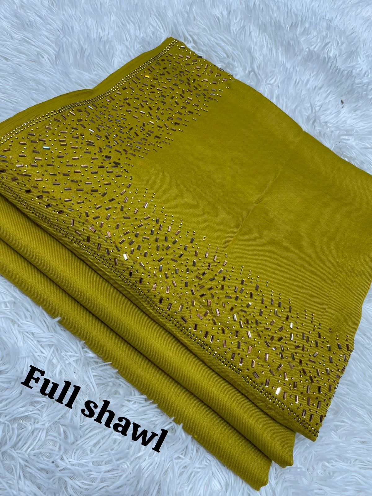 PASHMINA 3PC UNSTITCHED WINTER WEAR-DELIVERY NOV