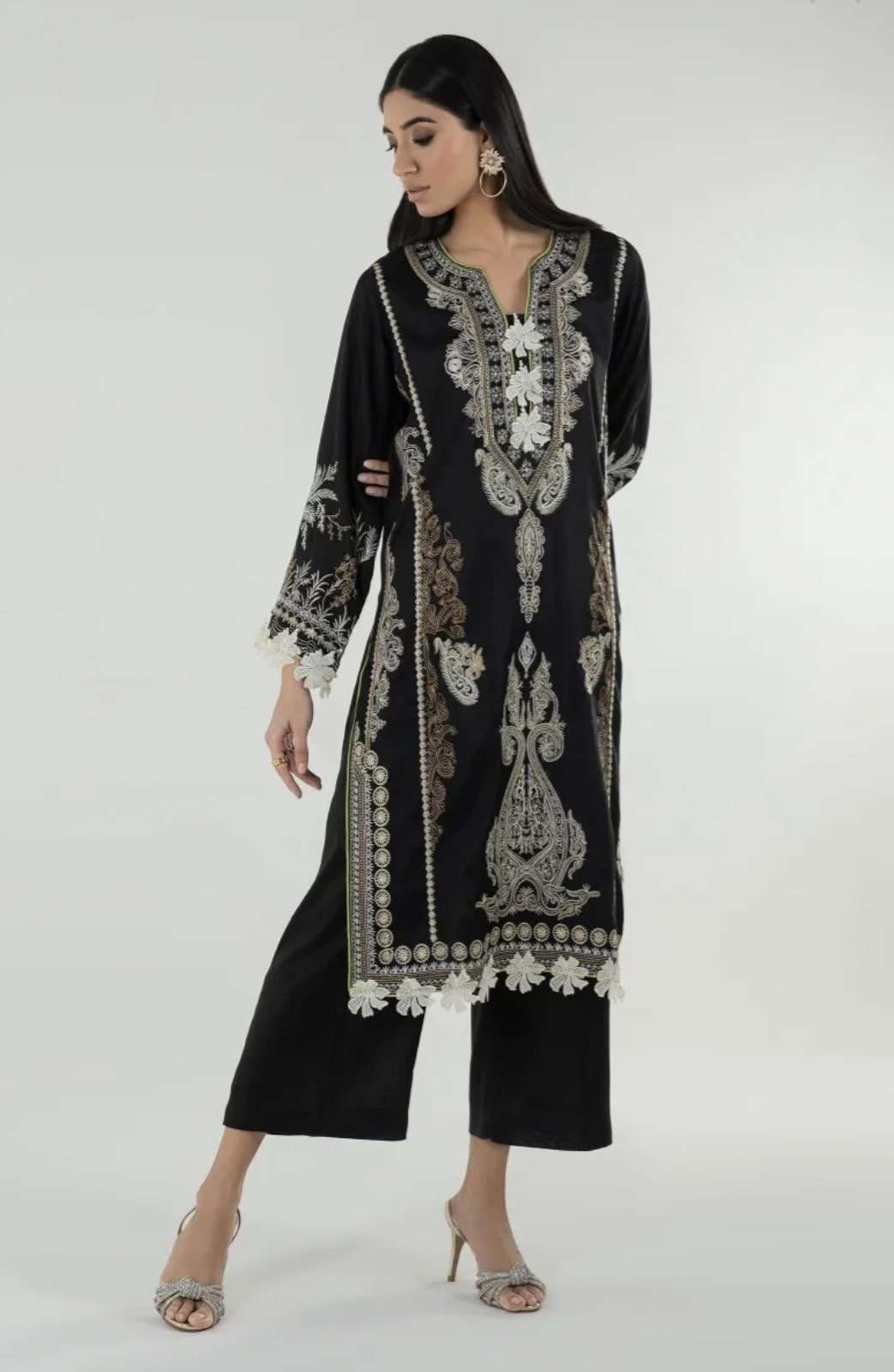 Sana safinaz 2pc suit-immediate delivery