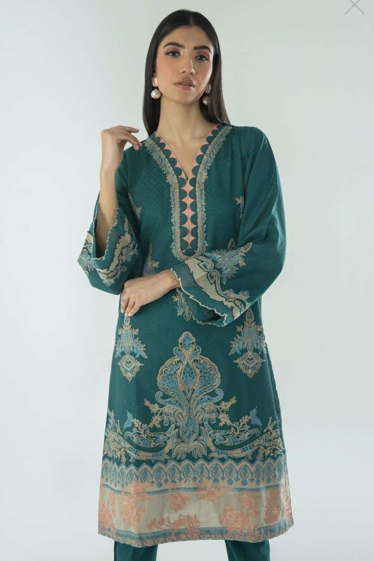 sana safinaz 2pc suit-immediate delivery