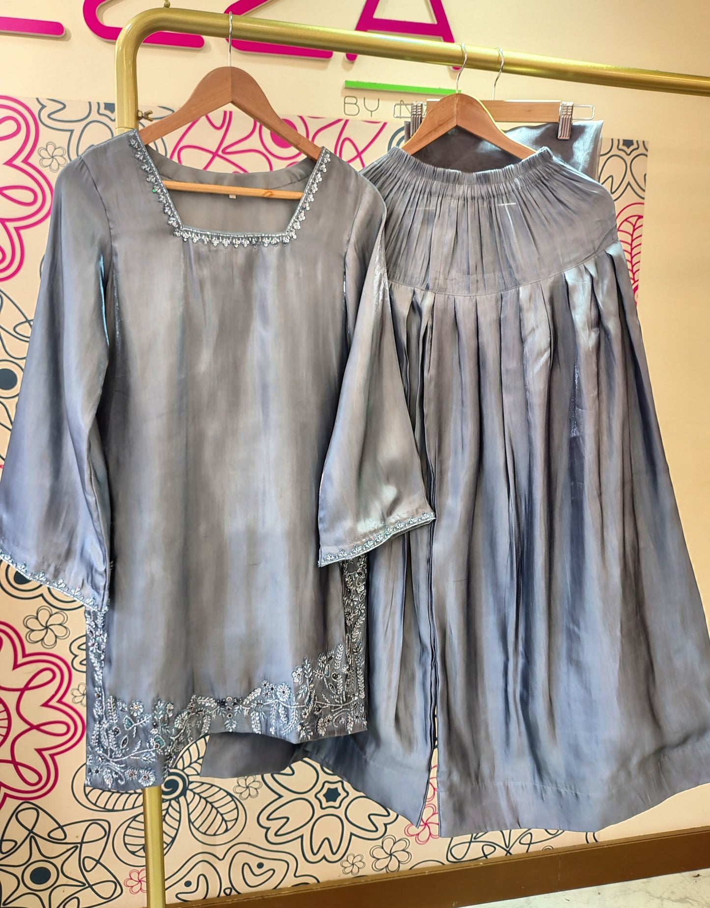 EMBROIDERED GREY SHARARA-DELIVERY 4 WEEKS
