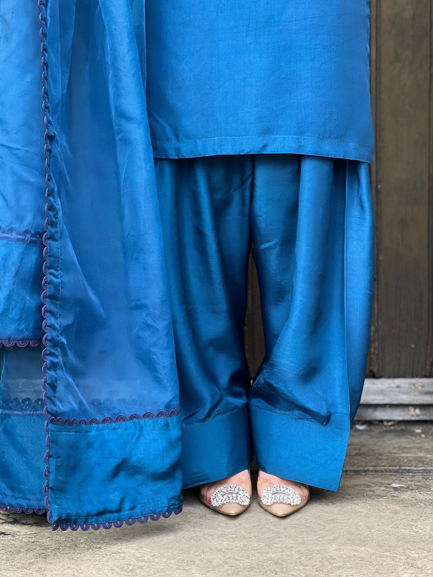 TEAL 3PC FARSHI - DELIVERY 3 WEEKS