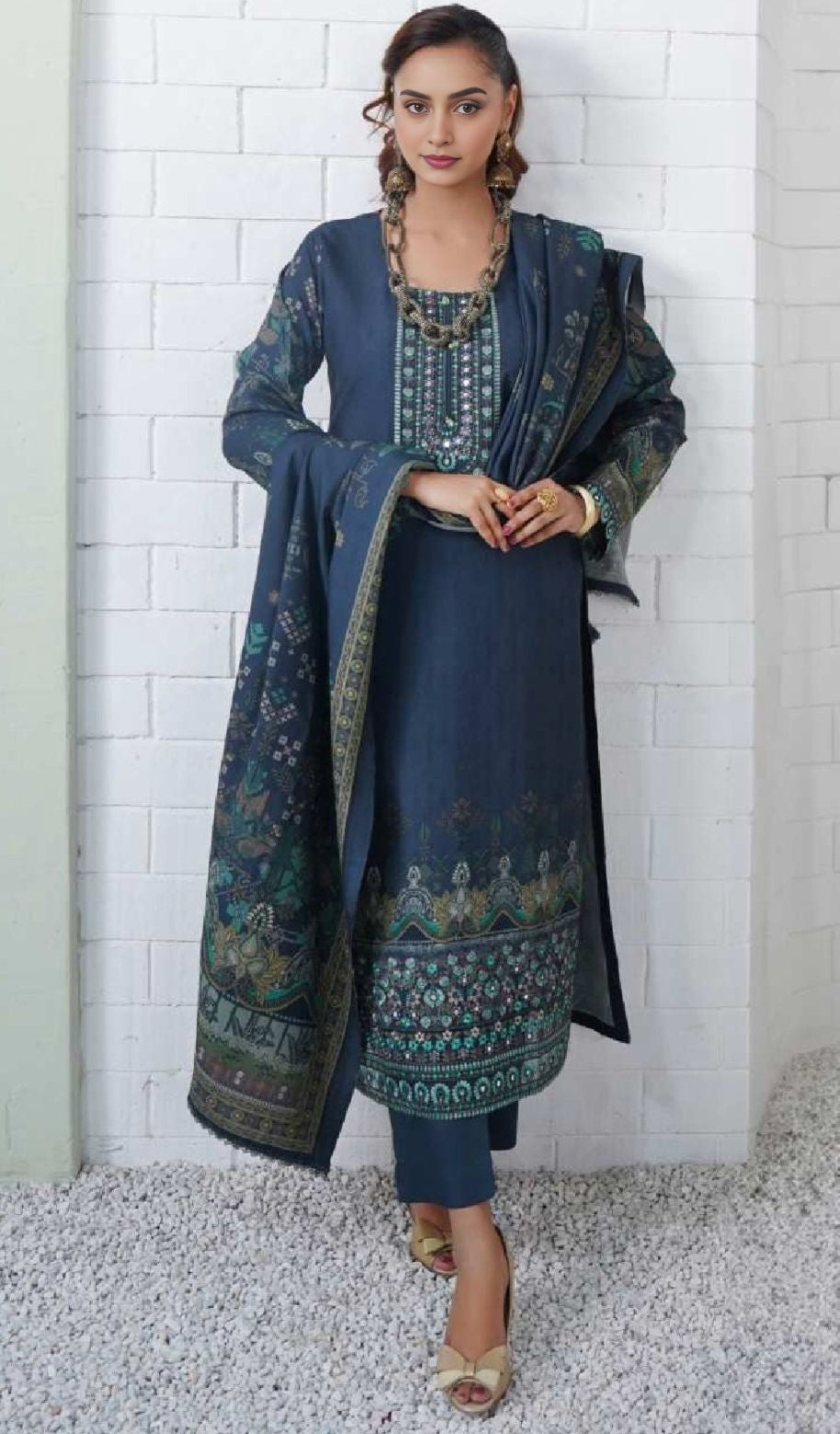 EMBROIDERED 3PC DHANAK-IMMEDIATE DELIVERY